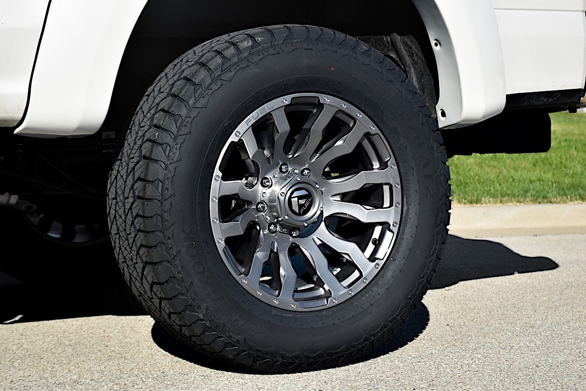 Ford F-250 Super Duty with Fuel 1-Piece Wheels Blitz - D693